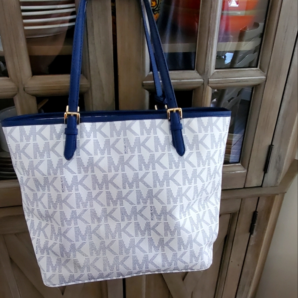 Tote